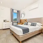 Bed & Breakfast Colonna 24 Luxury In Near 5 Terre 4*