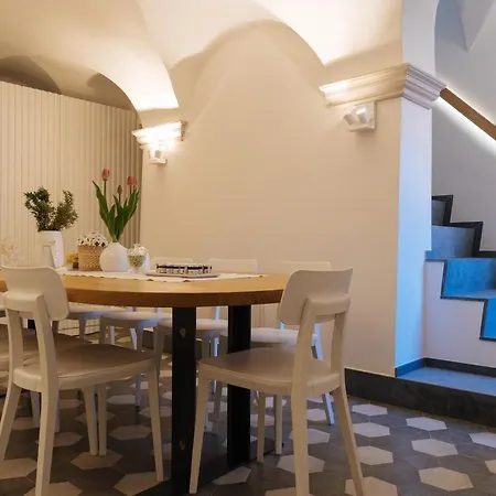 Bed & Breakfast Colonna 24 Luxury In Near 5 Terre