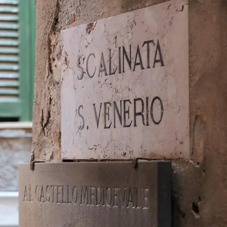 Colonna 24 Luxury In Near 5 Terre 住宿加早餐酒店