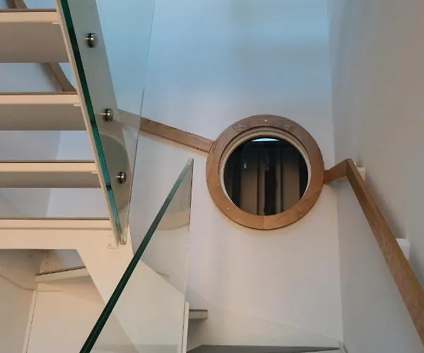 Oda ve Kahvaltı Colonna 24 Luxury In Near 5 Terre Porto Venere