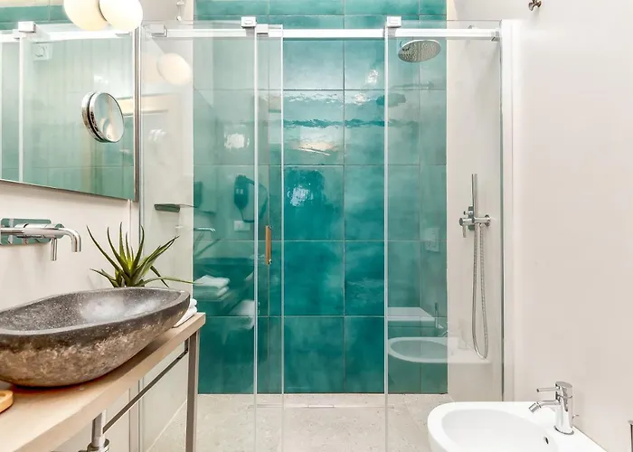 Colonna 24 Luxury In Near 5 Terre Oda ve Kahvaltı Porto Venere