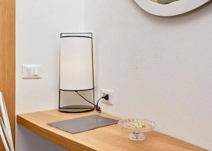 Oda ve Kahvaltı Colonna 24 Luxury In Near 5 Terre 4*