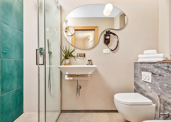 Colonna 24 Luxury In Near 5 Terre Oda ve Kahvaltı 4*